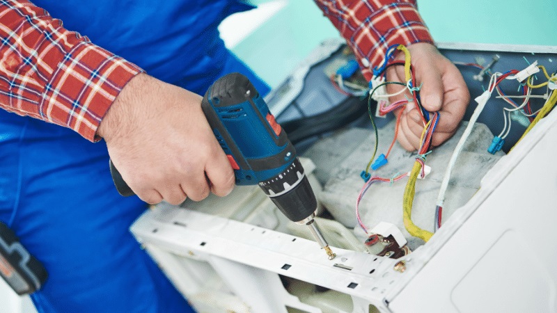 Kandıra Amana Amana çamaşır makinesi kart tamiri – Su almama arızası orijinal parça ile giderildi. - Teknik servis örneği